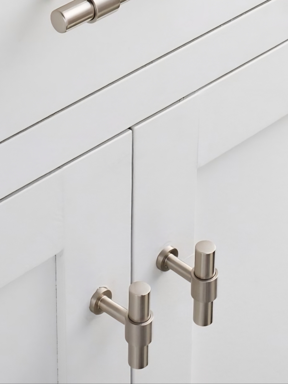 NWT Pottery Barn Frey Satin Nickel Knobs 1.25” Set of 6 PB Cabinet